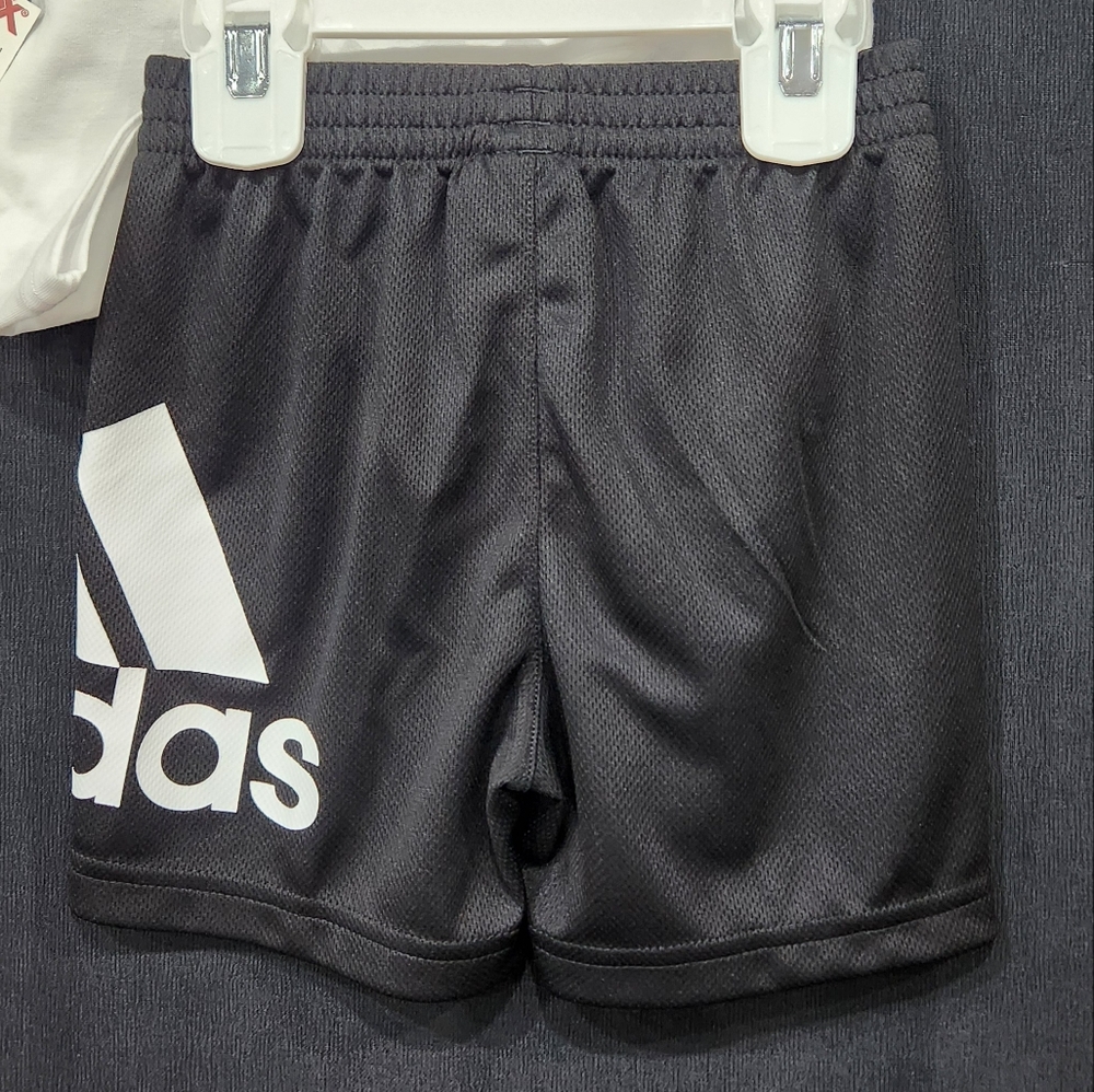 🆕️ Adidas Short Set - Picture 3 of 8
